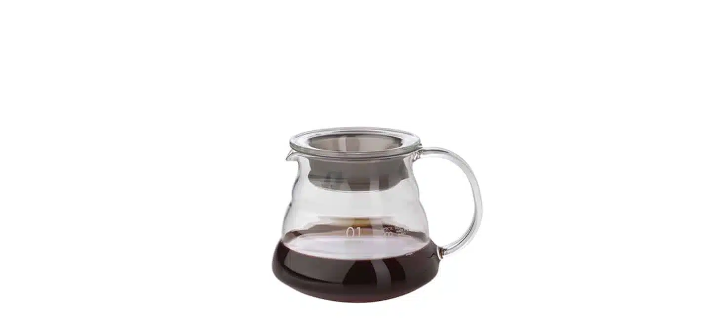 Hario V60 Range Server mit Kaffee