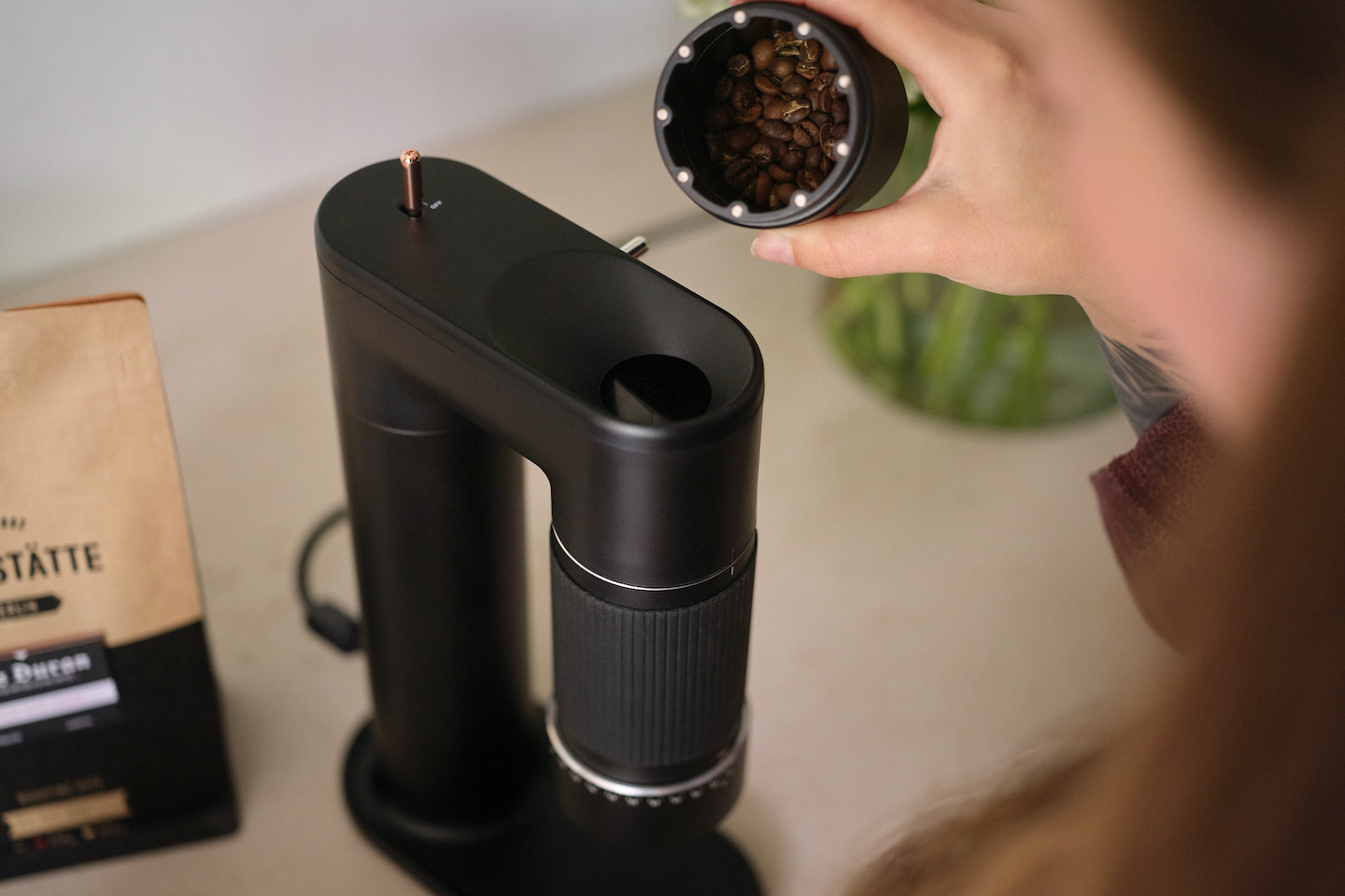 Arco 2 in 1 Grinder Automatische Handmühle Röststätte Berlin